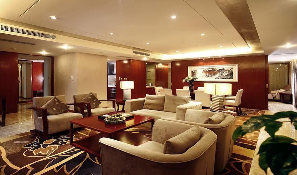 Empark Grand Hotel Chongqing Exterior foto