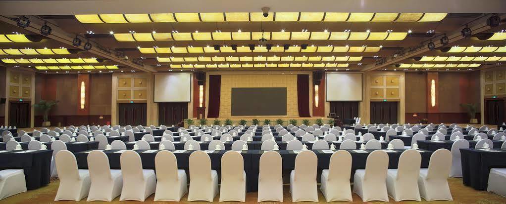 Empark Grand Hotel Chongqing Exterior foto