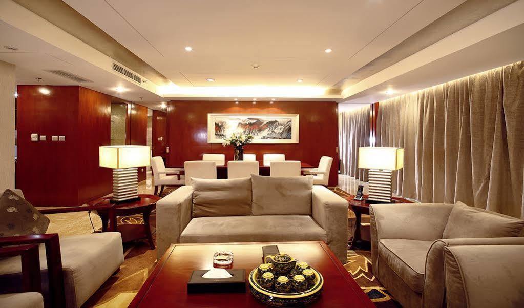 Empark Grand Hotel Chongqing Exterior foto